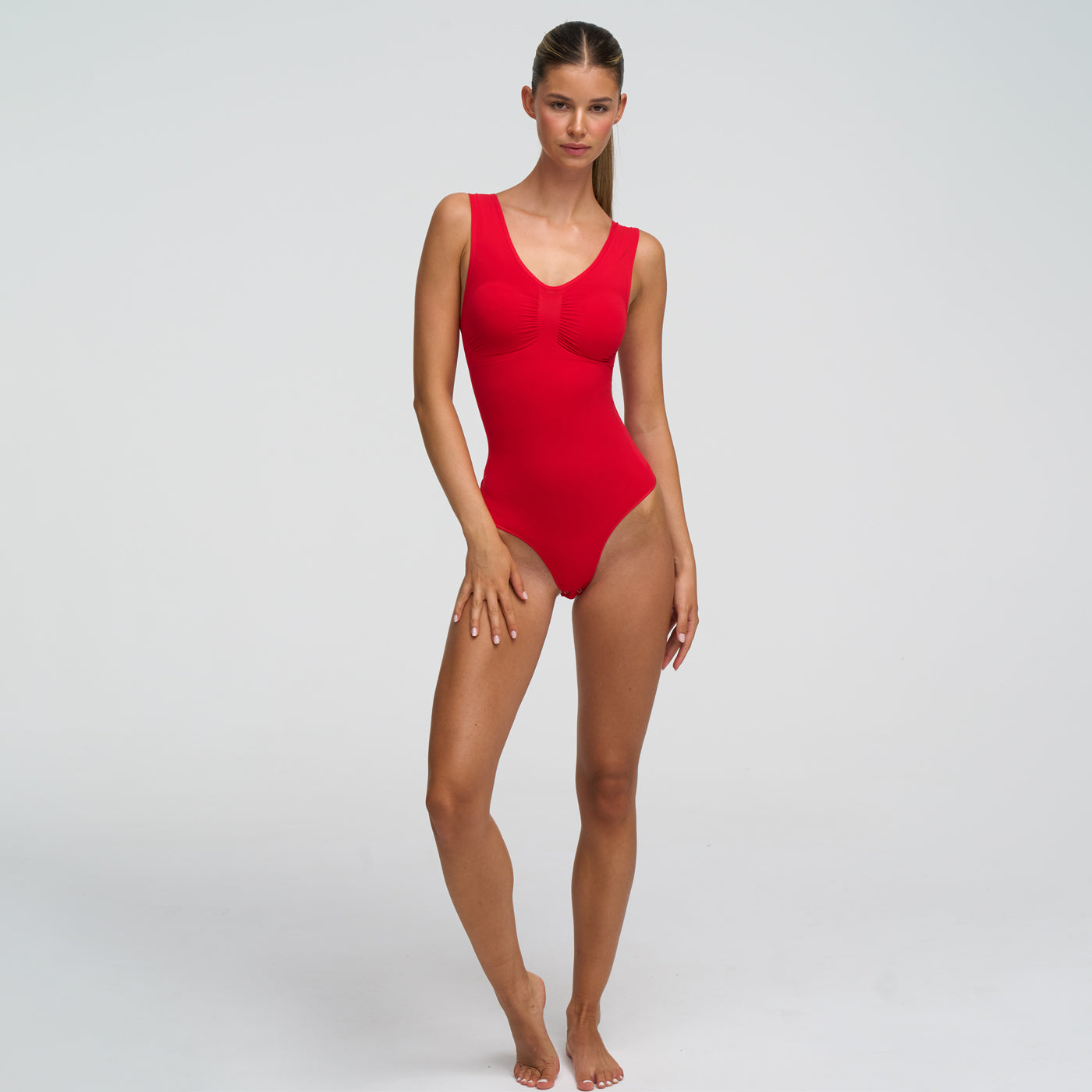 <tc>Body modellante bretelle larghe con perizoma</tc>