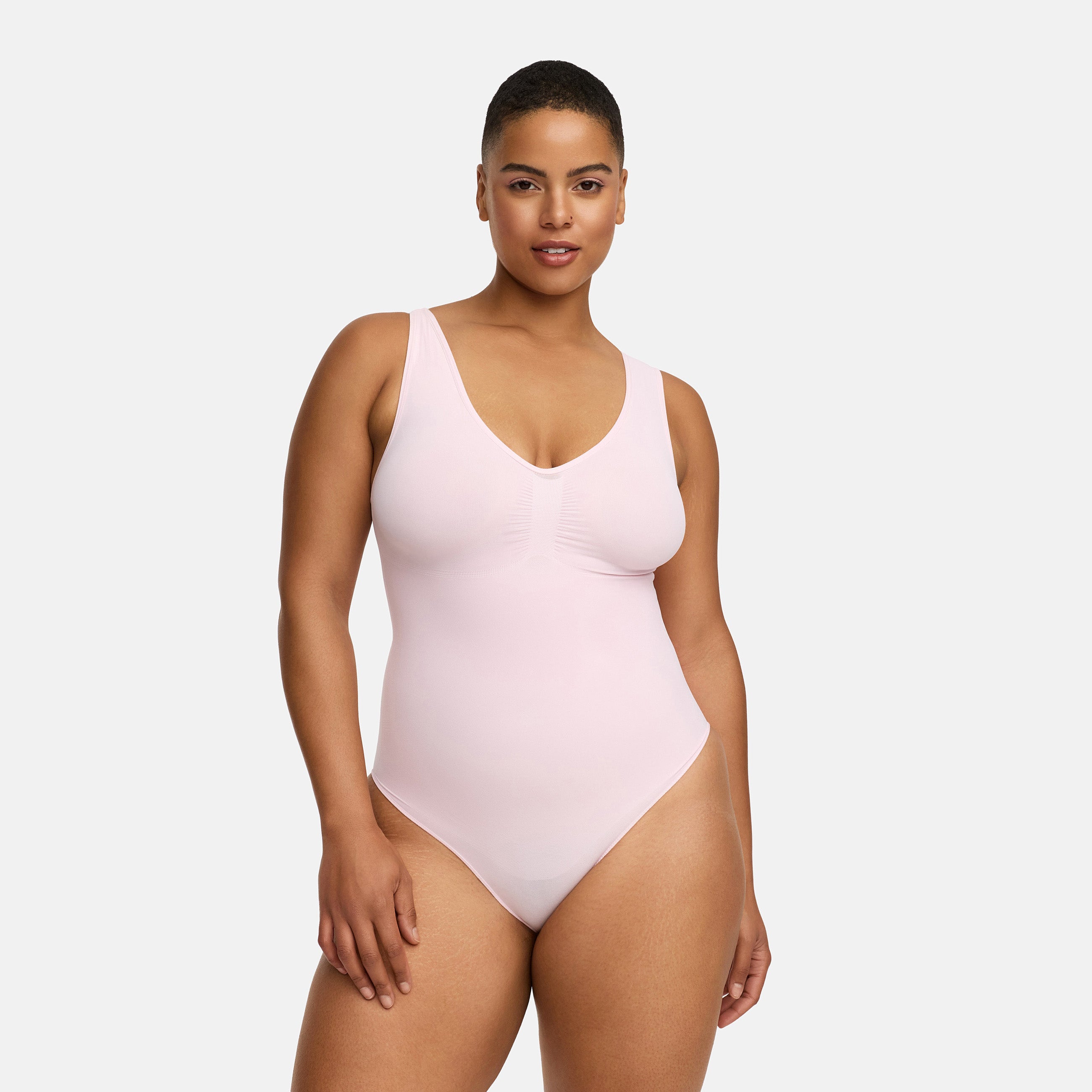 <tc>Body modellante bretelle larghe con perizoma</tc>