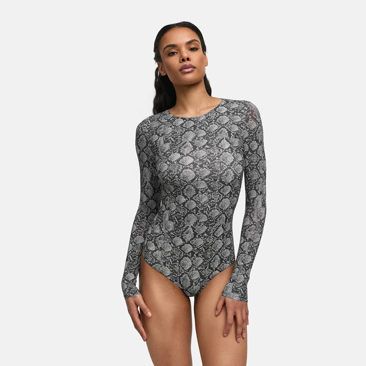 Crew neck longsleeve bodysuit