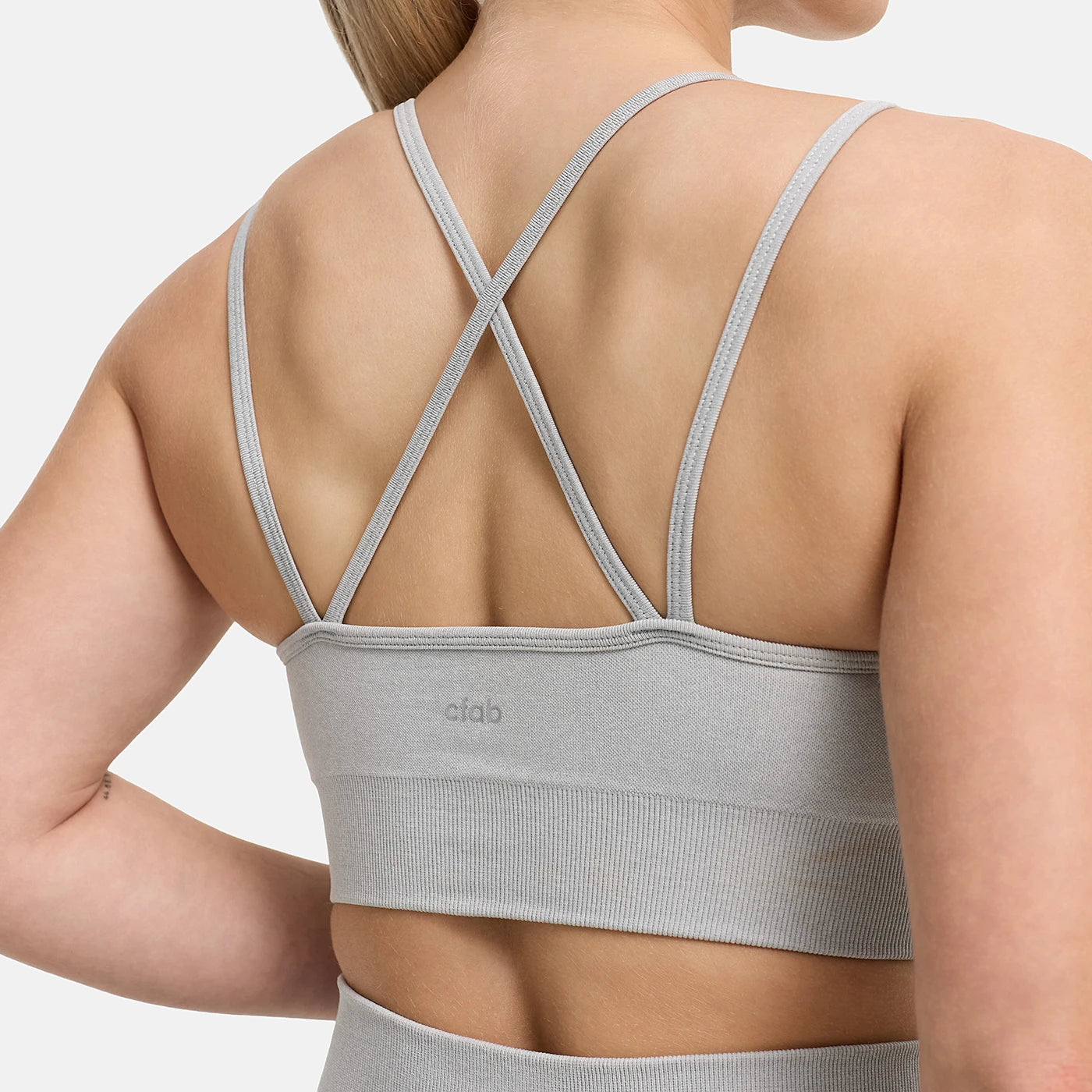 ContourLift Seamless Cross over Sport Bra