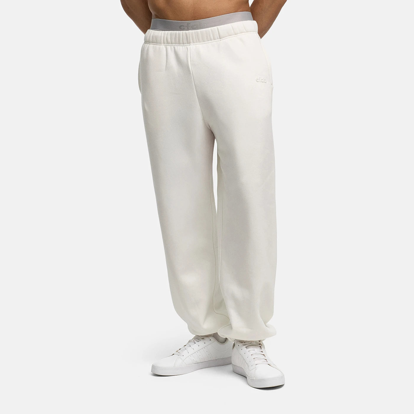 Męskie joggery typu carrot