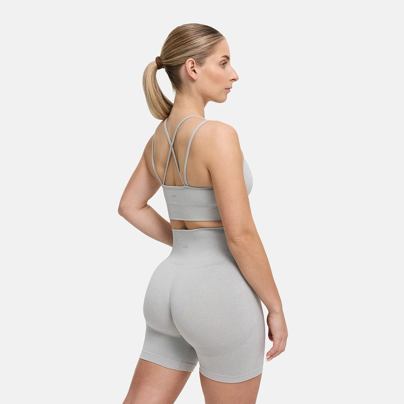 Seamless Cross over Sport Bra