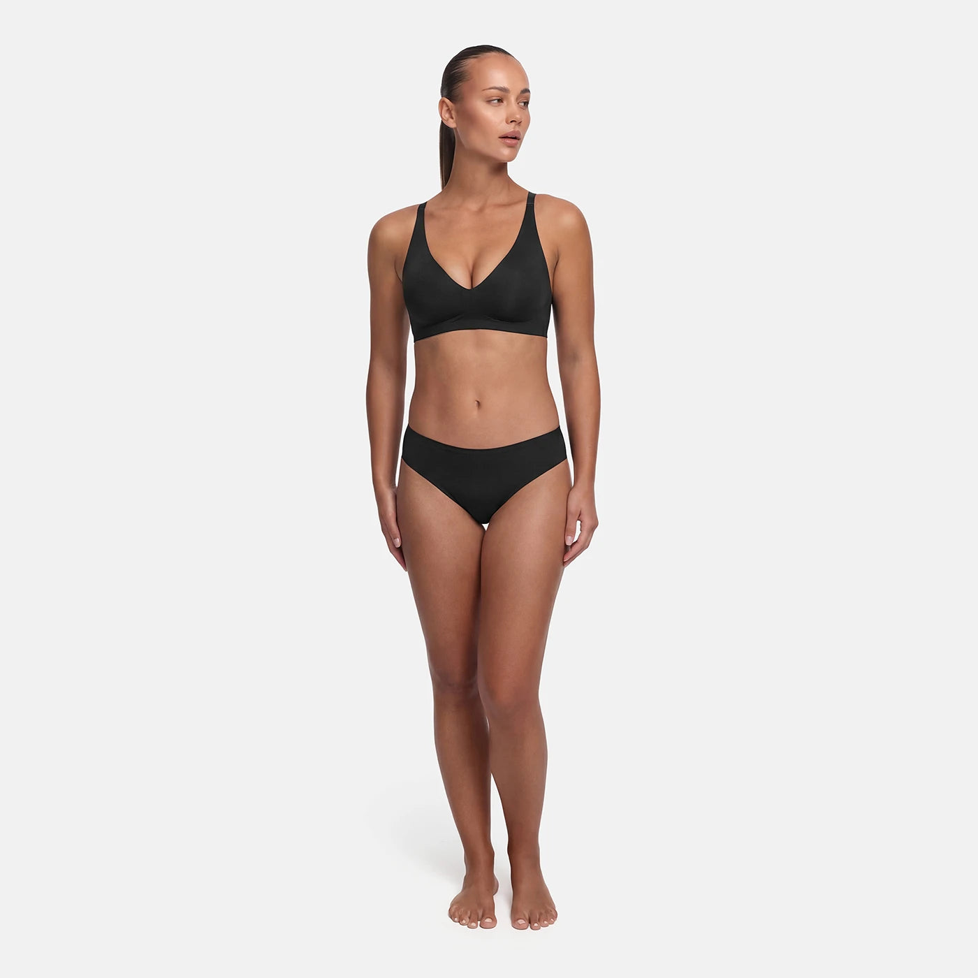 Das Model ist 1,78m groß und trägt Größe S