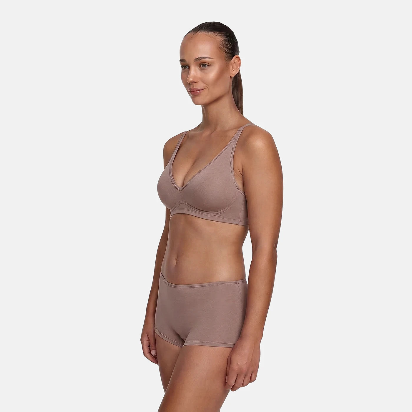 Das Model ist 1,78m groß und trägt Größe S