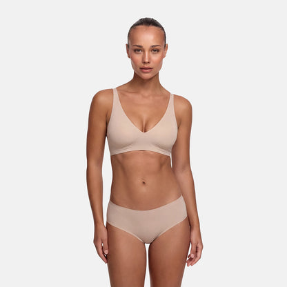 Das Model ist 1,78m groß und trägt Größe S