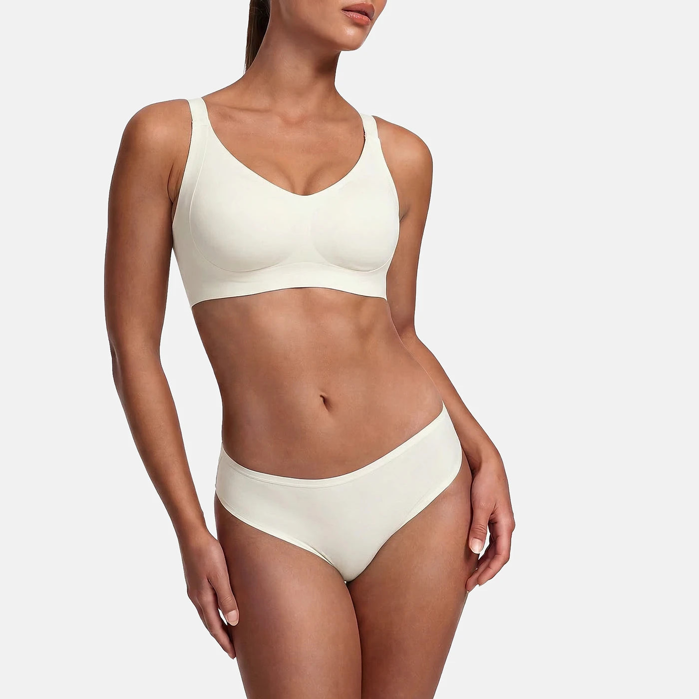 Das Model ist 1,78m groß und trägt Größe S
