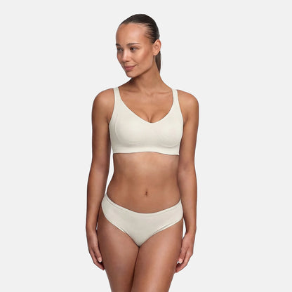 Das Model ist 1,78m groß und trägt Größe S