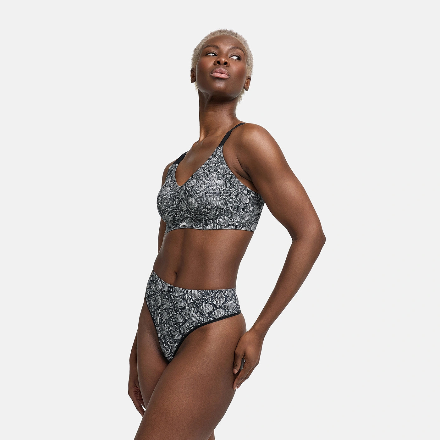 Seamless Compact Push-Up BH