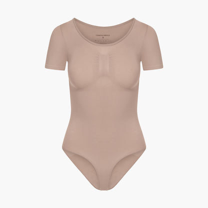 Body reductor moldeador estilo camiseta con corte slip