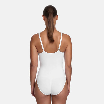 Das Model ist 1,78m groß und trägt Größe S