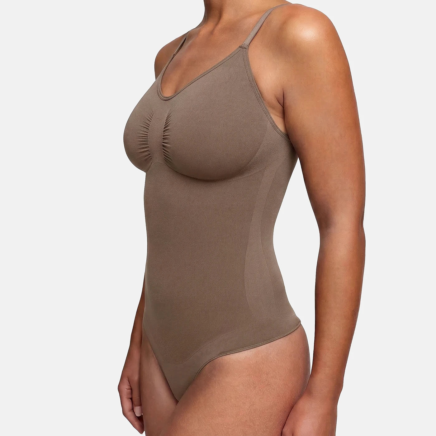 Das Model ist 1,77m groß und trägt Größe S