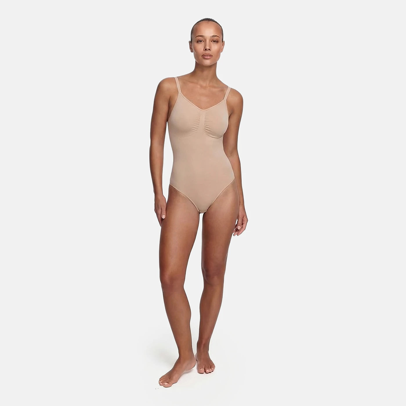 Das Model ist 1,78m groß und trägt Größe S