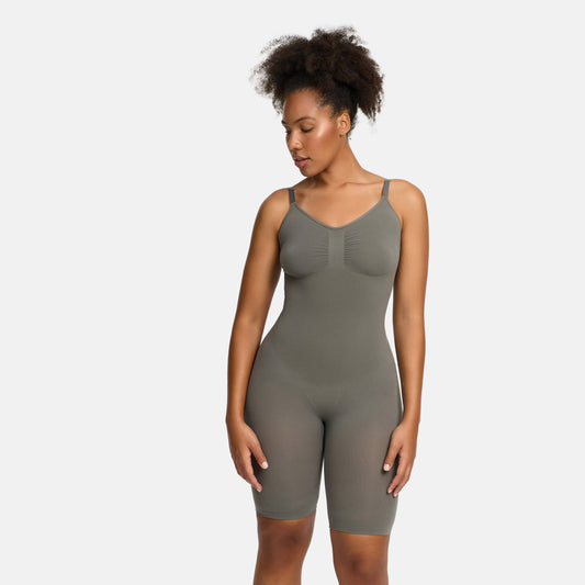 Body contenitivo modellante con shorts