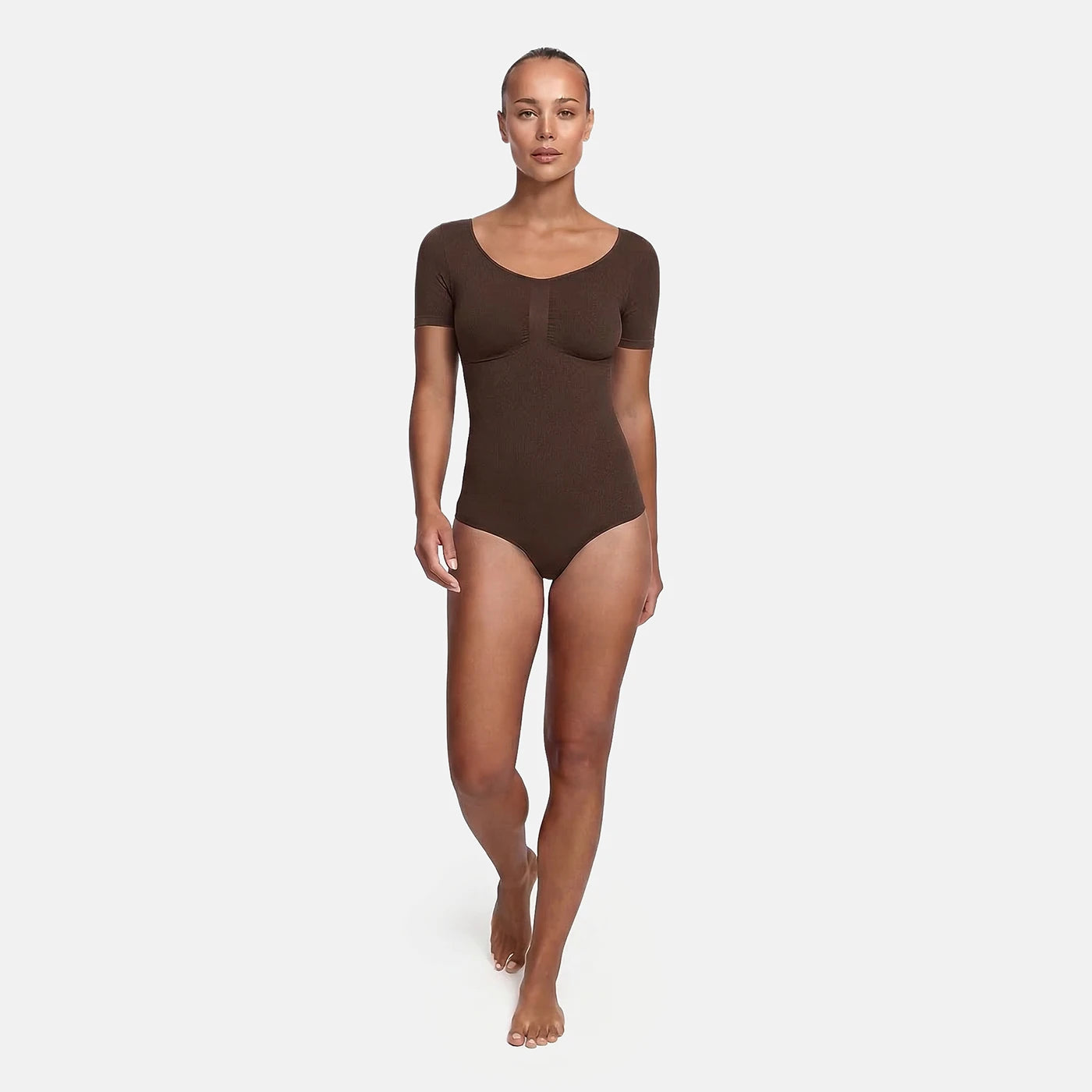 Das Model ist 1,78m groß und trägt Größe S
