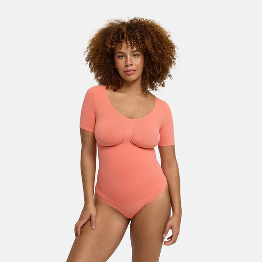 Body T-shirt sculptant avec string