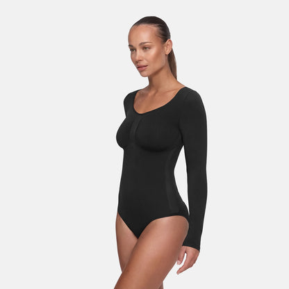 Das Model ist 1,78m groß und trägt Größe S