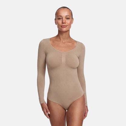 Das Model ist 1,78m groß und trägt Größe S