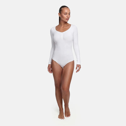 Das Model ist 1,78m groß und trägt Größe S