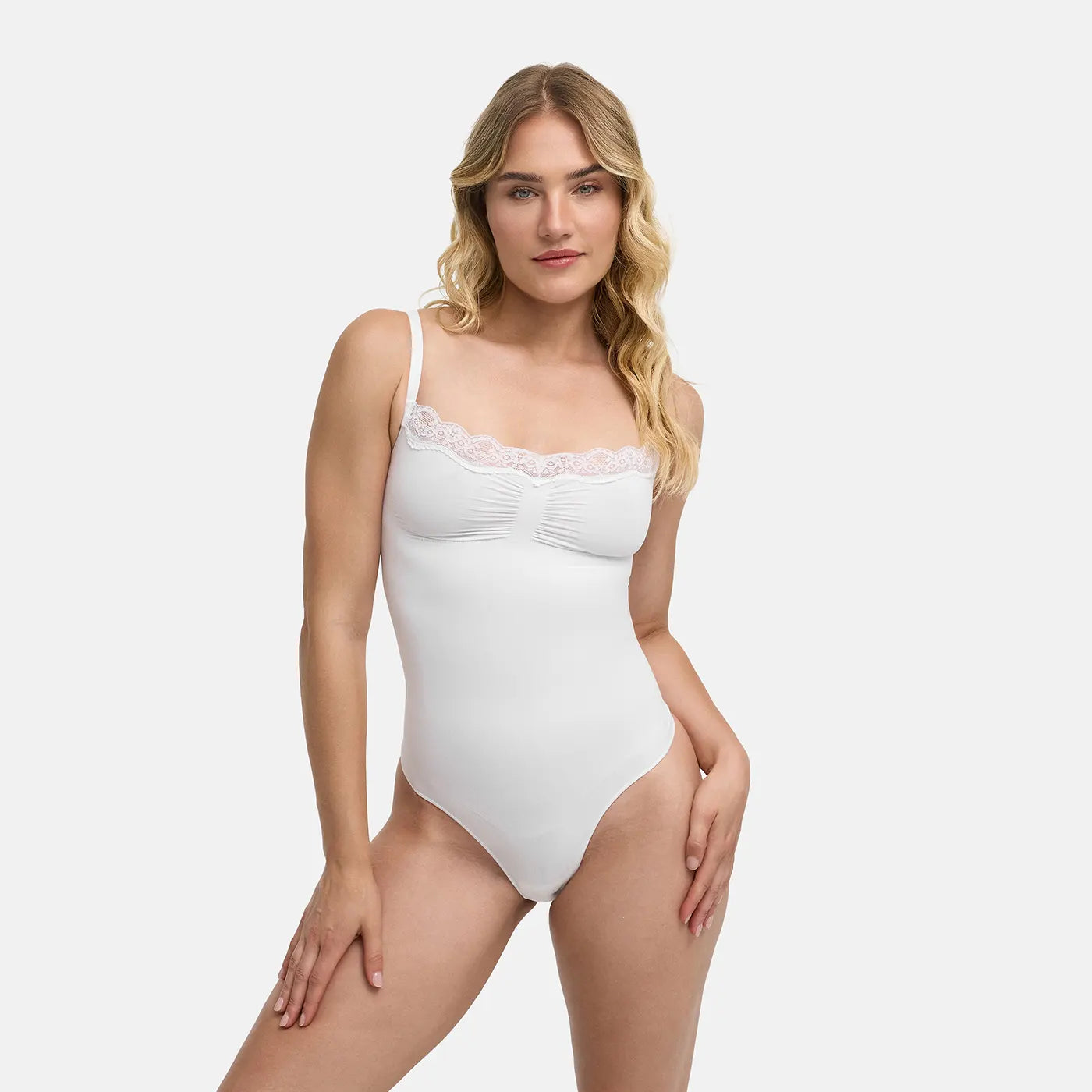 Das Model ist 1,76m groß und trägt Größe S