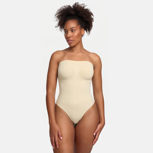 Body contenitivo modellante senza spalline con slip