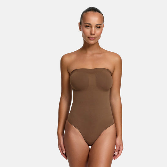 Body contenitivo modellante senza spalline con slip