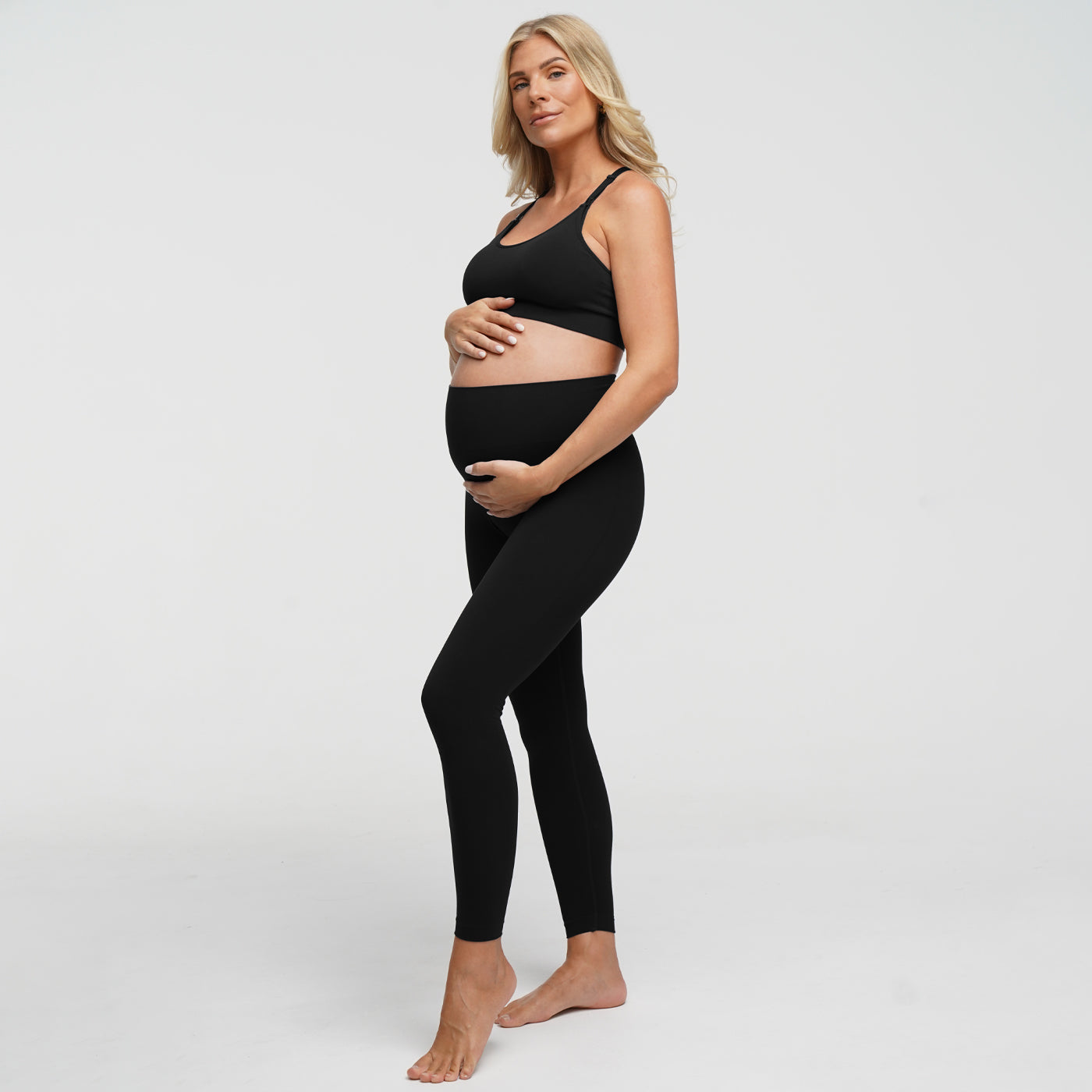 Seamless nursing bra with back support