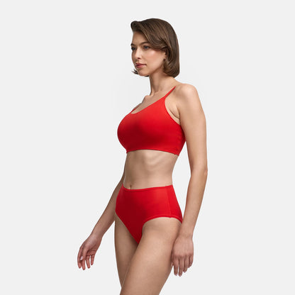 Das Model ist 1,80m groß und trägt Größe S 