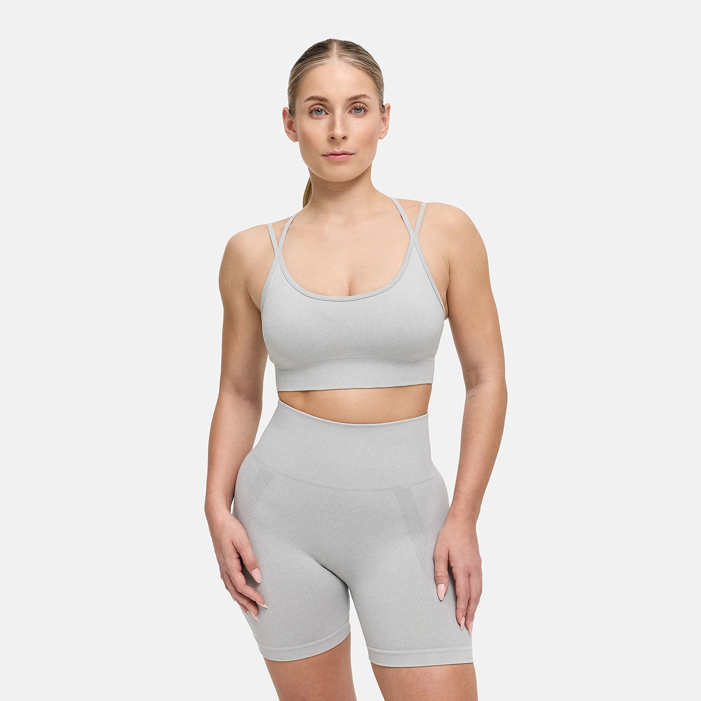 ContourLift Seamless Cross over Sport Bra