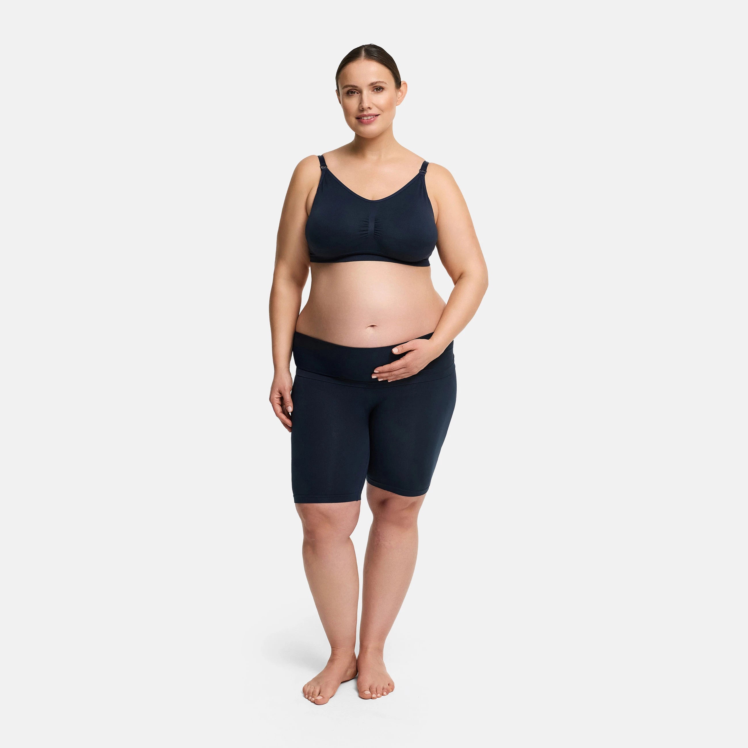 Seamless maternity shorts with a high waistband