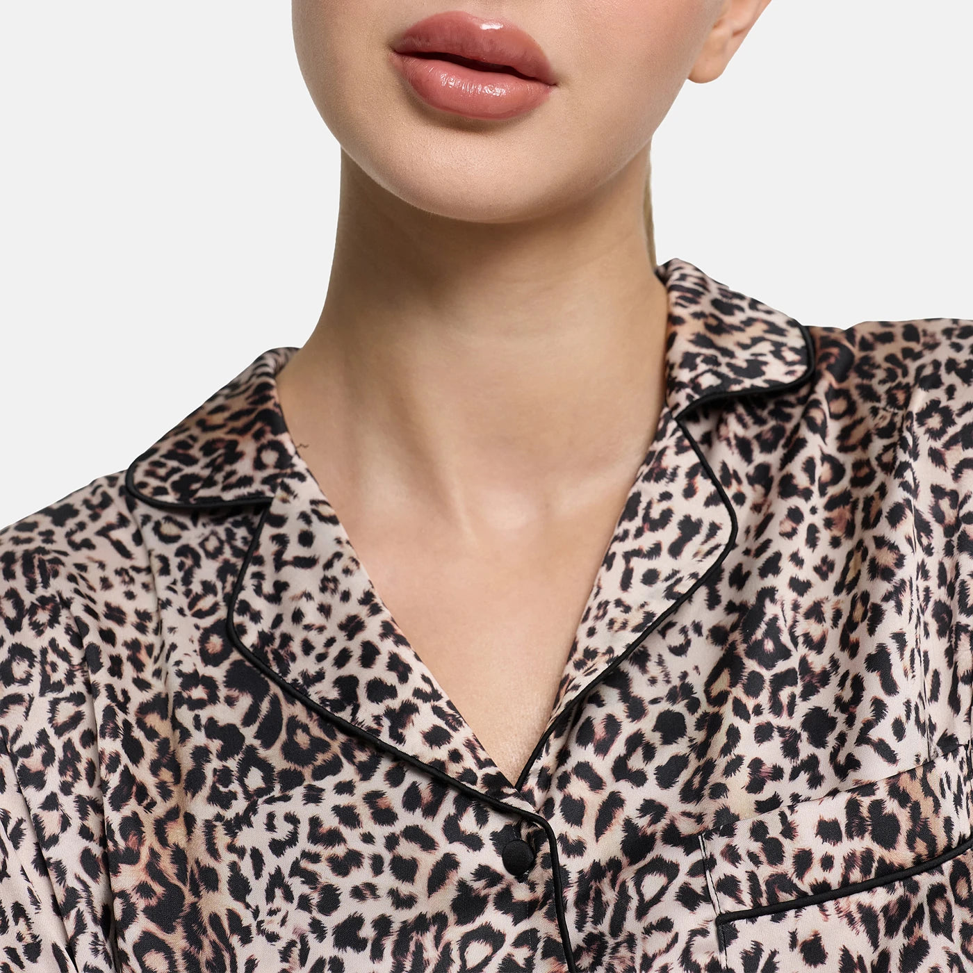 Chemise de pyjama en satin