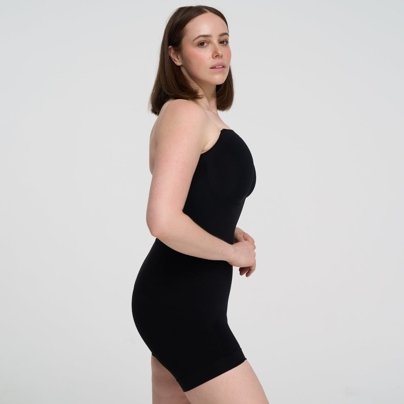 Body senza spalline modellante con pantaloncino