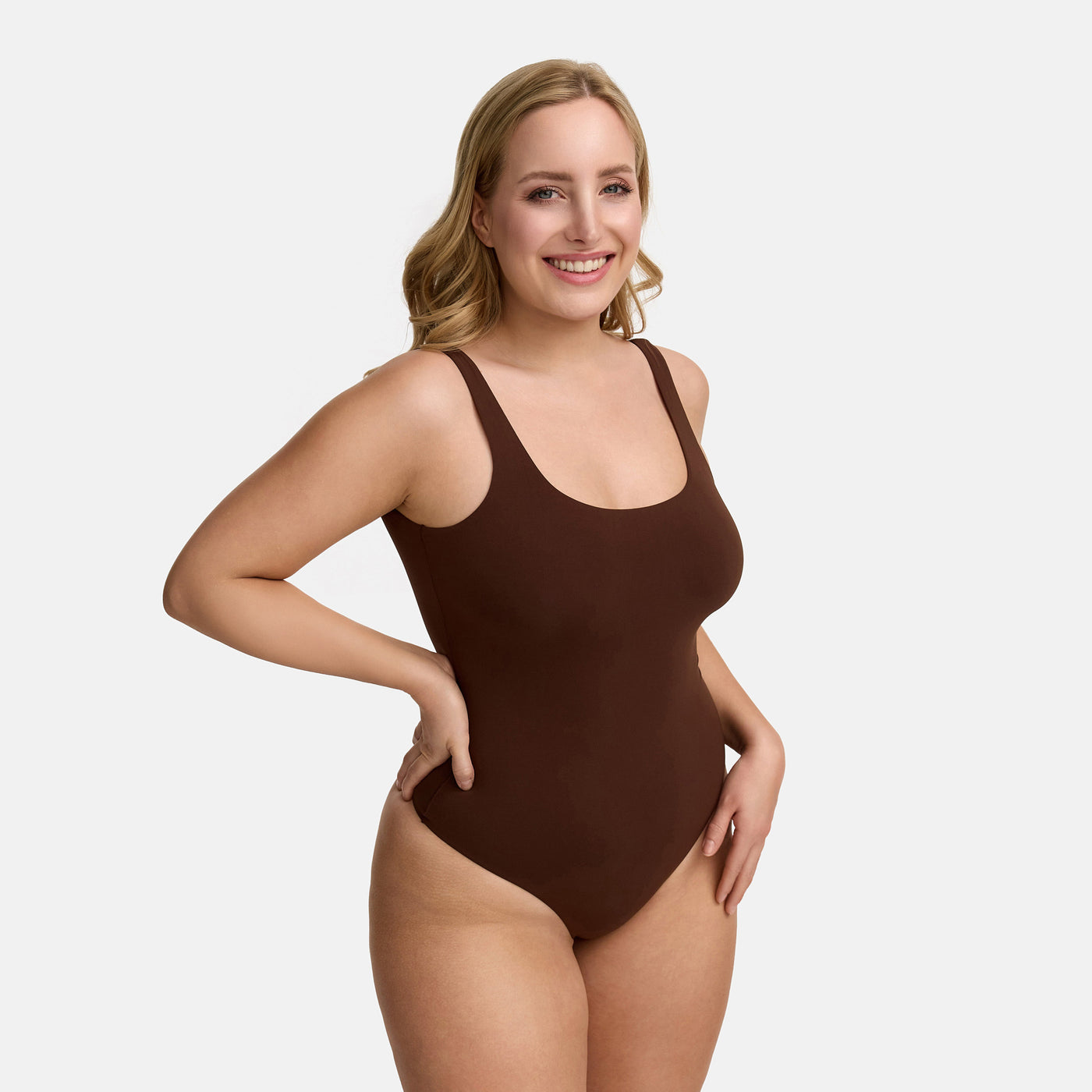 Body scollato sulla schiena